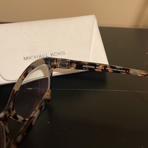 Michael Kors Women’s Eyeglasses - Picture 5 of 6